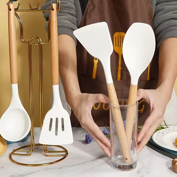 11Pcs Heatproof Silicone kitchenware set (5) 11Pcs Heatproof Silicone kitchenware set - Image 5