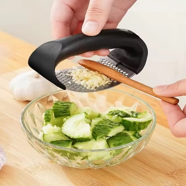 Stainless Steel Garlic Press (5) Stainless Steel Garlic Press - Image 4