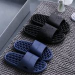Non Slip Hole Design Slipper - Image 4