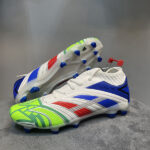 Premium PUMA Men Soccer Boot - Image 4